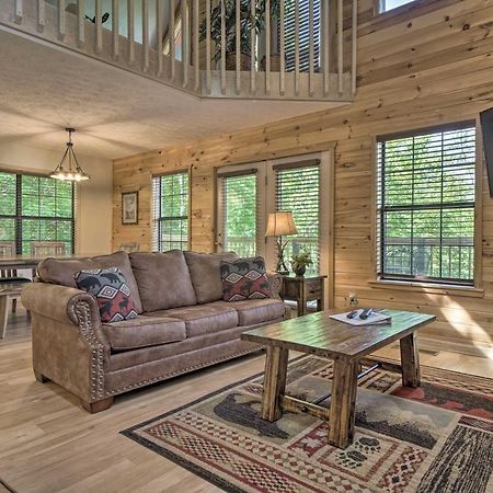 Rustic Pigeon Forge Home With Private Hot Tub! 外观 照片